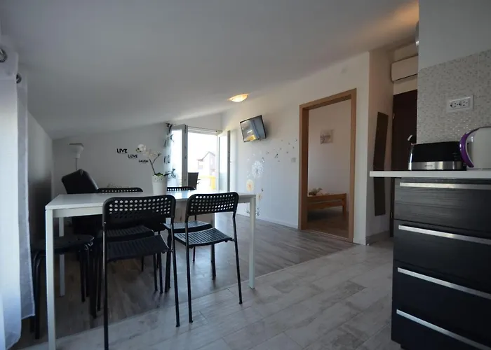 Boticki Apartament Vir
